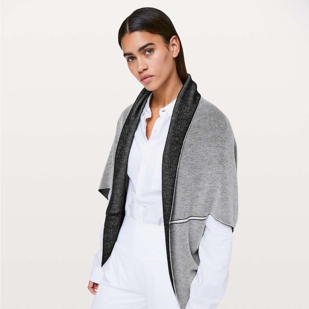 Lululemon Exaltation Wrap